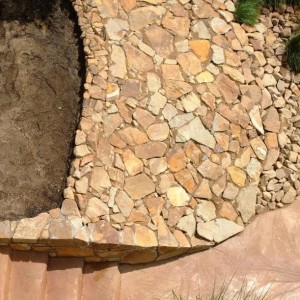 Zpevnění svahu – Praha, Hanspaulka